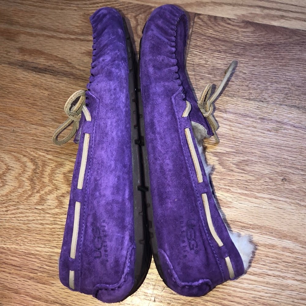 UGG Gray Suede Moccasin Slippers with Chestnut Laces and Shearling Lining - Picture 6 of 8